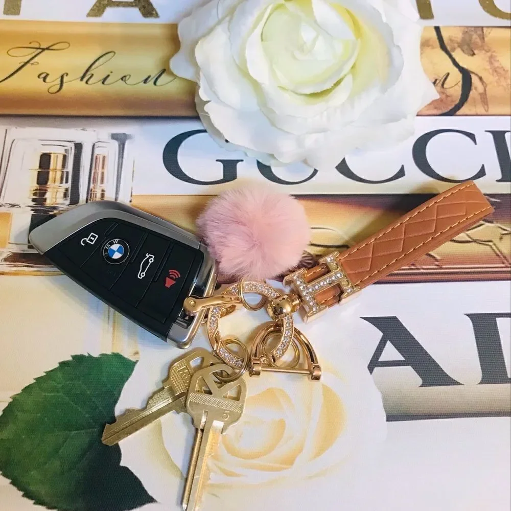 BROWN Leather Diamond High-end Key Ring Elegant Color Leather Car Key Chain